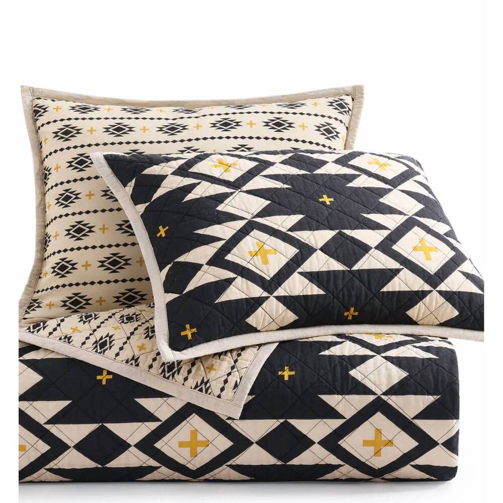 NEW HIEND ACCENTS high desert reversible quilt in black